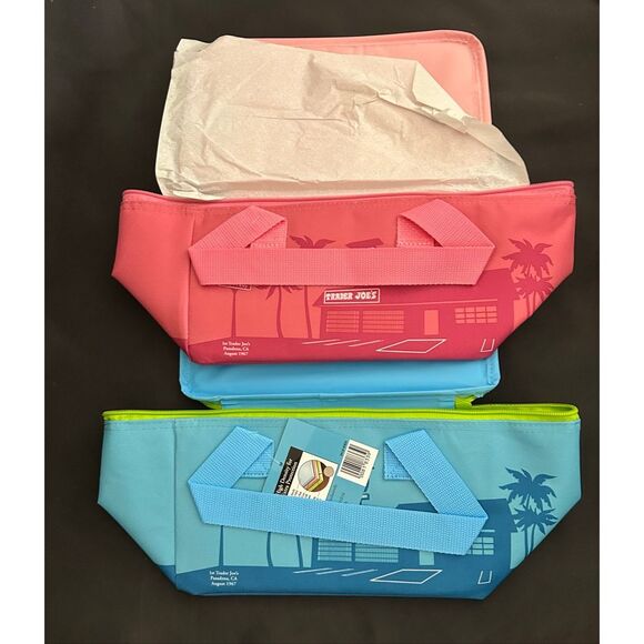 Limited Edition Trader Joe's Mini Insulated Tote Bags Pink & Teal - Picture 1 of 3